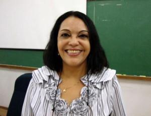 Professora Rosa Fátima de Souza